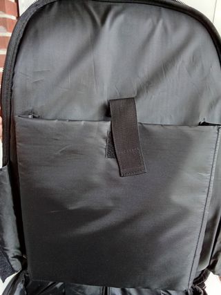 Maleta carro convertible en mochila negra