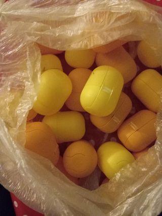 Ovetti Kinder Vuoti Gialli e Arancioni