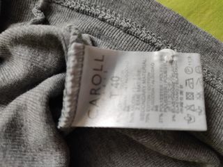 Camiseta Caroll gris con cuello y puños