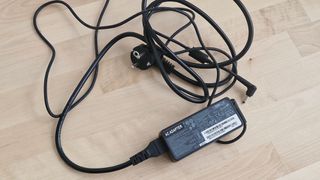 Adaptador corriente enchufe AC Portátil Cargador