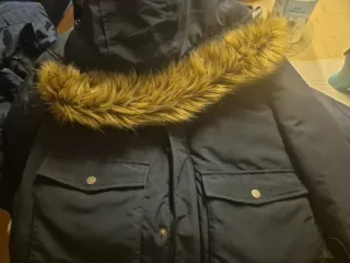 Chaqueta Anorak Azul con Capucha y Pelo
