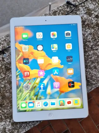 iPad Air 16GB Wi-Fi + Cellular Bianco