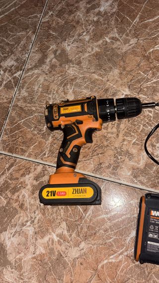 Taladro Inalámbrico 21V con Batería y Cargador