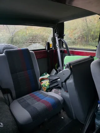 Daihatsu feroza 1993