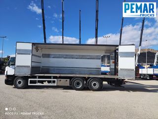 SCANIA P 450 6X2 CAJA CERRADA
