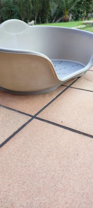 Cama para perro/gato beige y gris