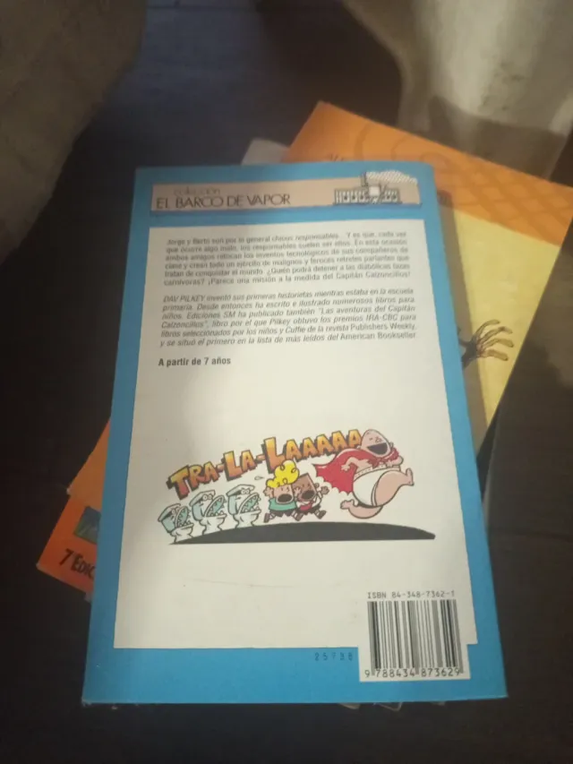 El Capitán Calzoncillos y el ataque de los retr...