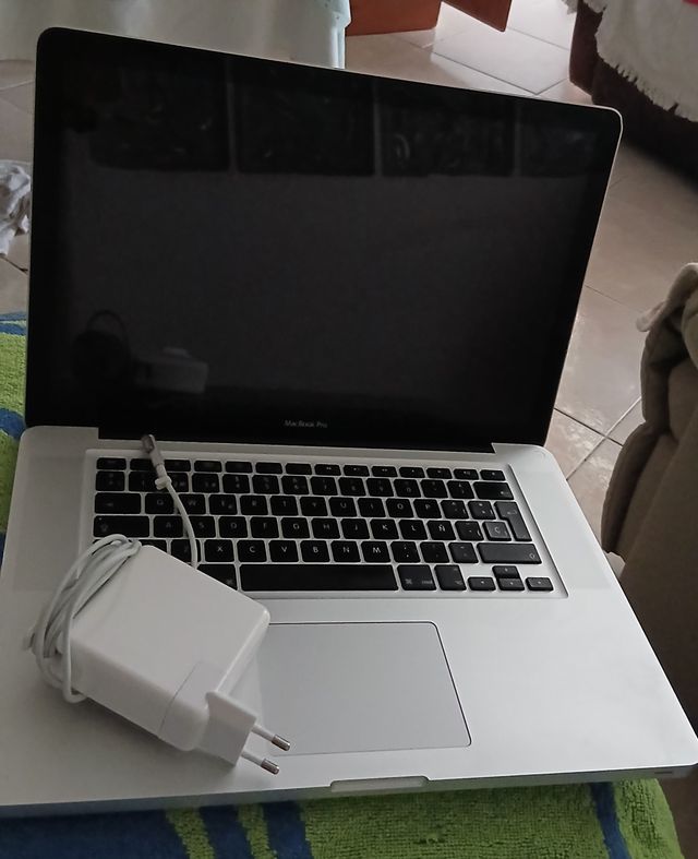 MacBook Pro macOS Sierra 10.12.6