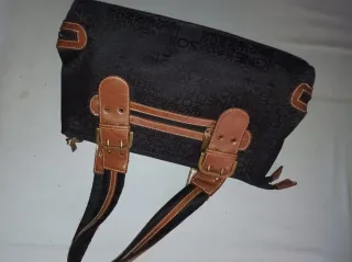 Bolso de mano negro y marrón