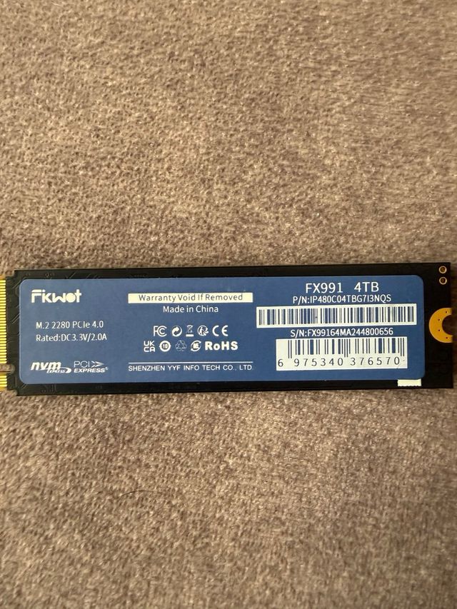 SSD NVMe 4TB marca Fikwot