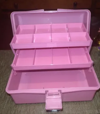 Maletín rosa con asa