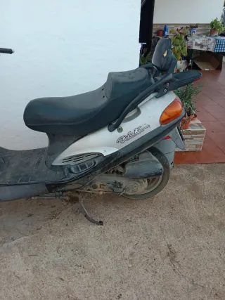 Kinco Grandi  Scooter