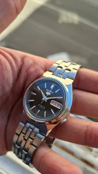 Reloj Seiko 7S26 Automático Marrón Oscuro