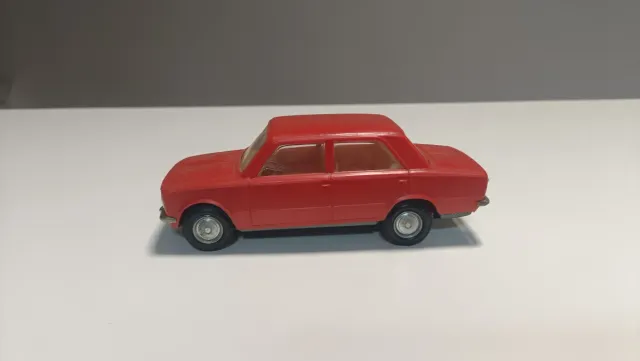 Seat 124 de Gozan con caja.