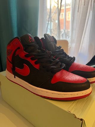 Air Jordan 1 Retro High OG Rojo y Negro
