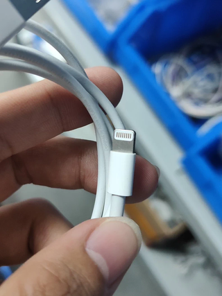 Cavo Lightning Apple Originale Bianco