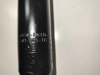 Amortiguador Trasero Toyota 48530-0DJ70