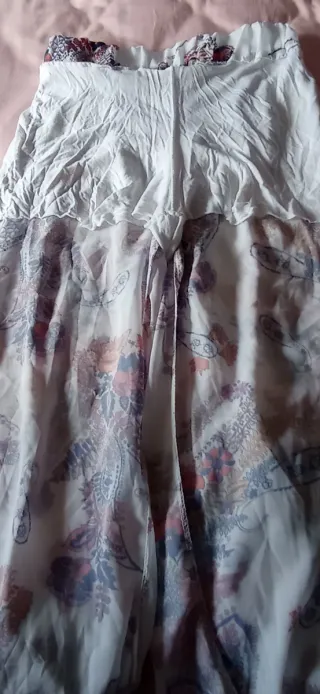 Pantalón gasa estampado forro short punto elastano