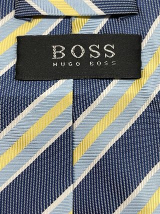 Cravatta Hugo Boss a righe