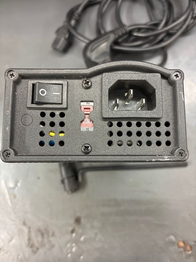 Cargador Batería Li-Ion Emotion HP8204L3