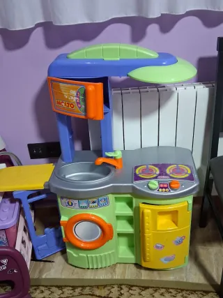 Cocinita de juguete Molto