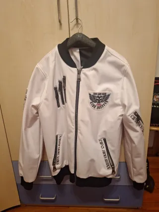 Cazadora Bomber Blanca y Negra Sin Estrenar