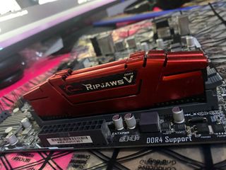 PLACA BASE CON COMPONENTES