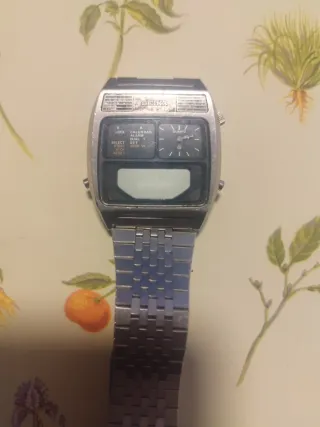 Lote 4 Relojes Seiko, Omikron y Casio.