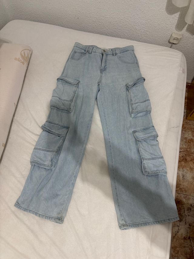 Pantalones vaqueros anchos cargo