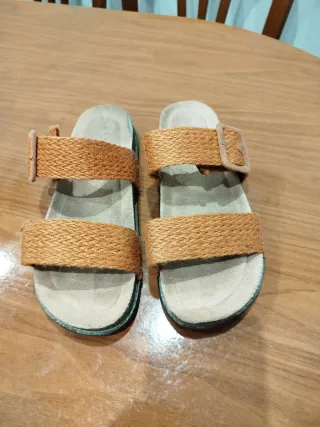 Sandalias Marrones