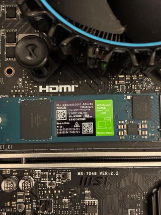 PC NUEVO i5 12aGen 16GB SSD, rápido y silencioso.