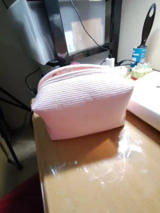 Neceser de pana rosa