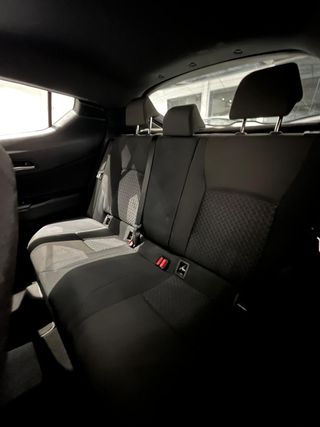 TOYOTA C-HR 1.8 125H del 2021