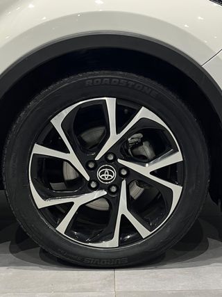 TOYOTA C-HR 1.8 125H del 2021