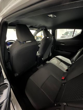 TOYOTA C-HR 1.8 125H del 2021