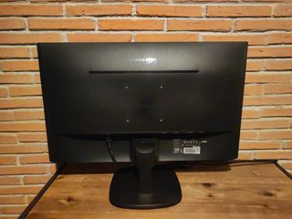 Monitor Philips pantalla pc  Full HD 27" HDMI Alta