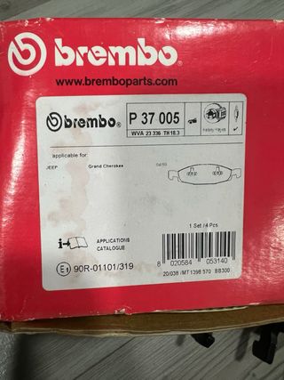 Pastillas Delanteras Brembo NUEVAS Jeep Cherokee