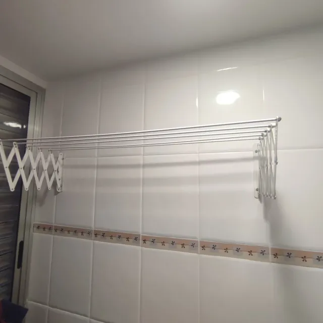 Tendedero extensible pared