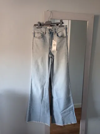 Pantalones vaqueros Mango Teen nuevos