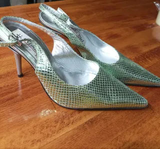 Sandalias de piel, de tacón, serpiente verde plata