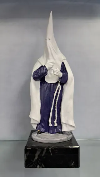 Figura Nazareno Color Morado y Blanco