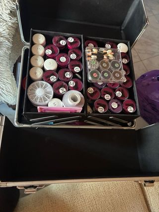 Maletín de manicura para uñas semipermanentes