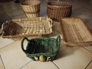 Cesto in vimini con manici