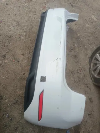 Paragolpes trasero Golf