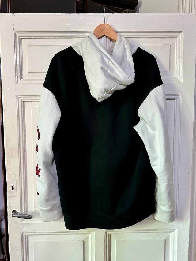 Sudadera Hollister XL Negra y Blanca