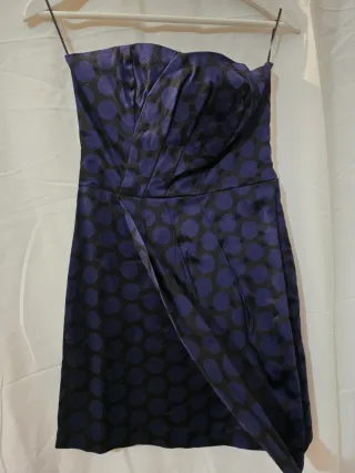 Vestido corto azul y negro de lunares