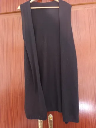 Jersey gris sin mangas