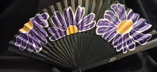 Abanicos pintados a mano