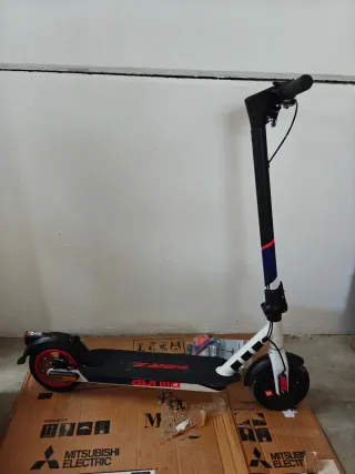 Patinete Eléctrico Aprilia eSRZ 350W