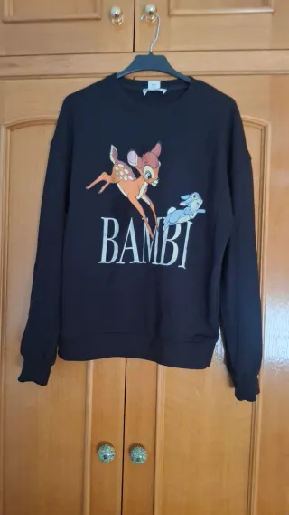Sudadera Bambi Stradivarius Talla M
